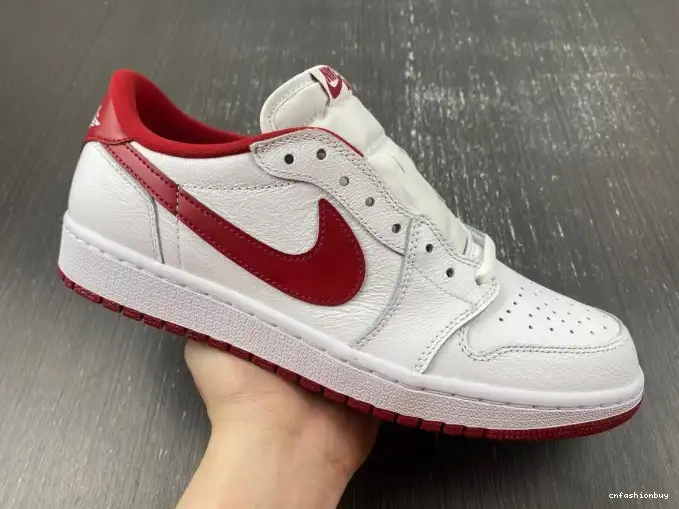1 Red Jordan Varsity Retro Low 705329-101 White 0611